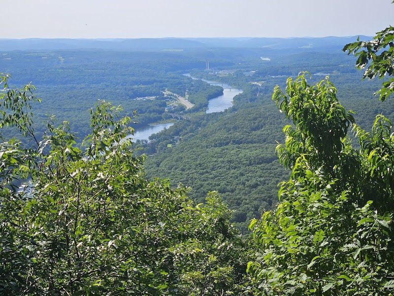 Appalachian Trail: Wind Gap to Wolf Rocks