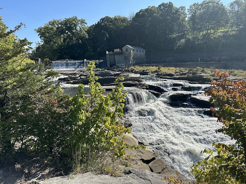 Appalachian Trail: Housatonic River Walk and Pine Knob