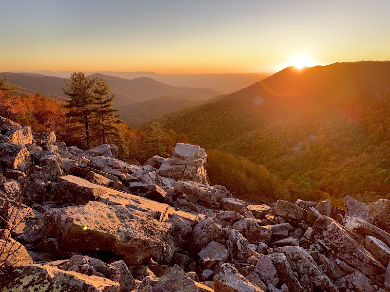 Appalachian Trail: Blackrock Summit Loop