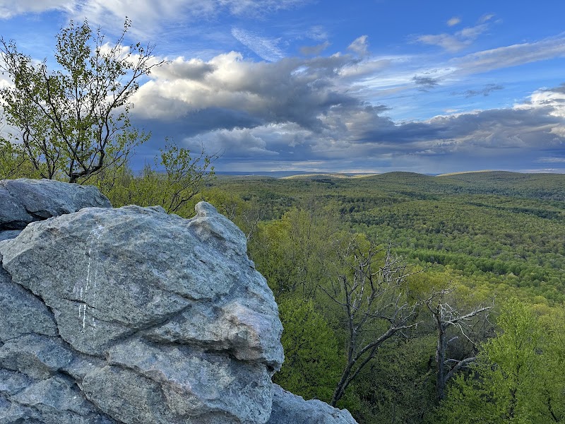Appalachian Trail: Chimney Rocks