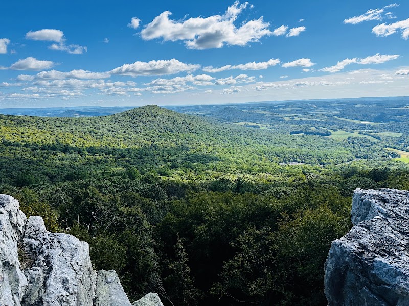 Appalachian Trail: Pulpit Rock and the Pinnacle